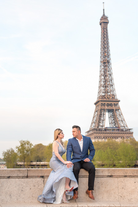 paris engagement evening photoshoot eiffel tower